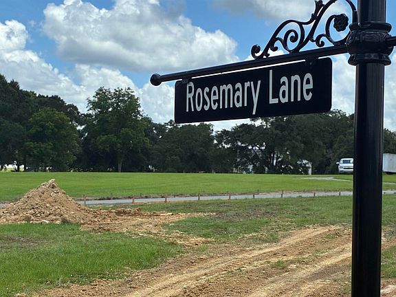 4th image of 80106 Rosemary Ln