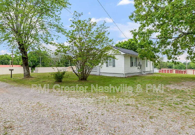 4859 Highway 100 — Photo 6