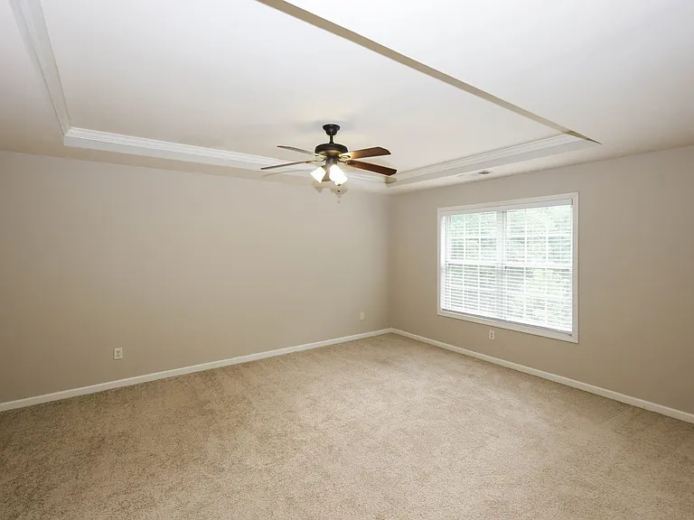 2895 Haynes Club Cir SW — Photo 33