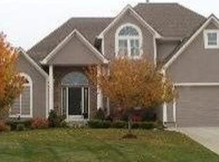 9000 Jarboe St, Kansas City, MO 64114
