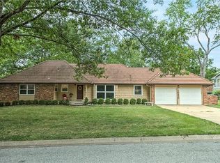 10220 Granada Ln, Overland Park, KS 66207