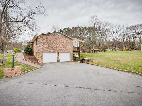4th image of 988 Valleydale Dr