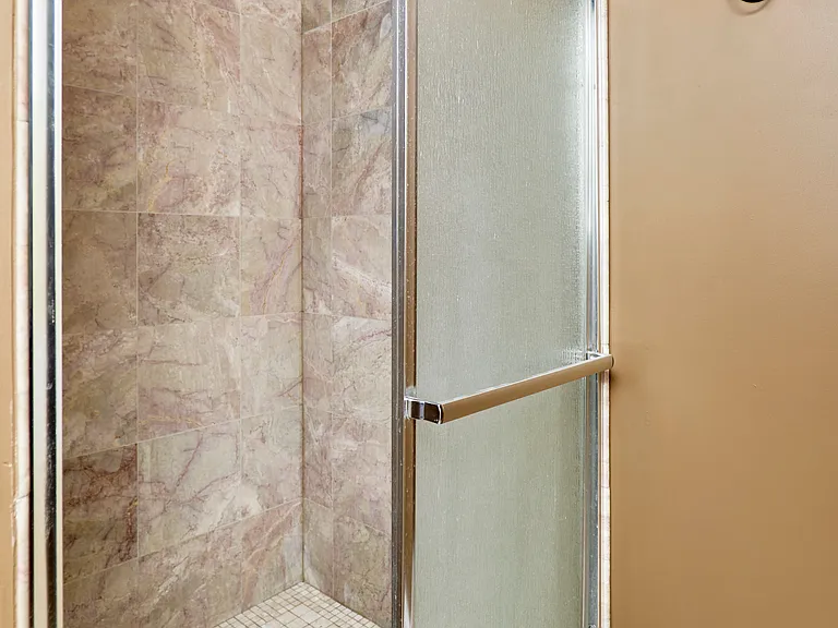 7073 Black Horse Dr — Photo 21