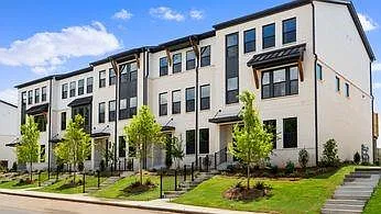 Building Photo - 101 Holt Ln