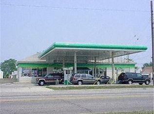 15035 E 10 Mile Rd, Eastpointe, MI