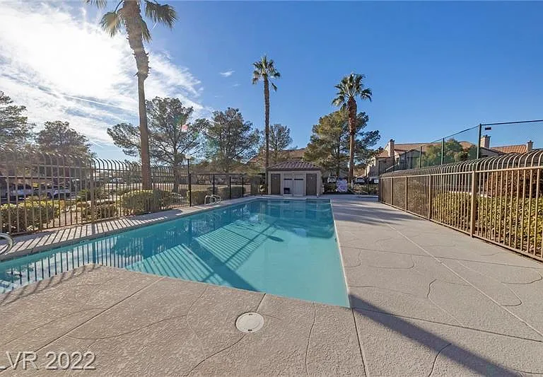 9070 Spring Mountain Rd #204 — Photo 6