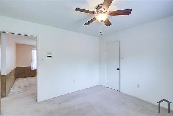16318 Southampton Dr — Photo 8