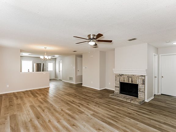 4th image of 1032 Bannack Dr