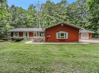 2454 Manorwood Dr, Gaylord, MI 49735