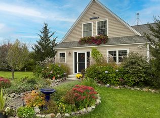 83 Barrett Hill Rd, Hope, ME 04847