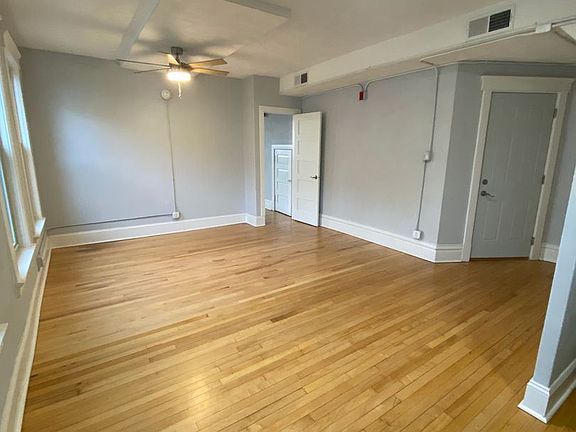 4th image of 115 S Main St APT 108