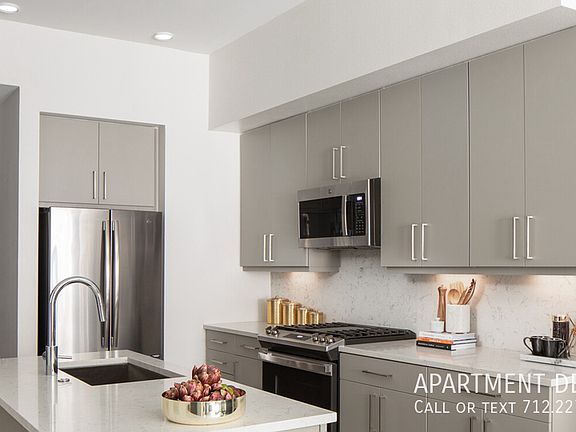 2nd image of 4617 Montrose Blvd #336