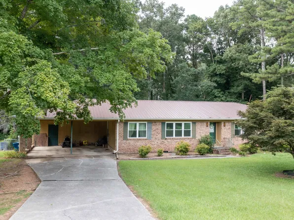 108 Windy Hill Rd, Rainbow City, AL 35906