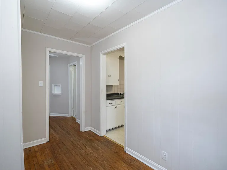 410 Newsom St — Photo 17
