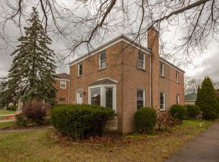 2300 S 2nd Ave, North Riverside, IL 60546