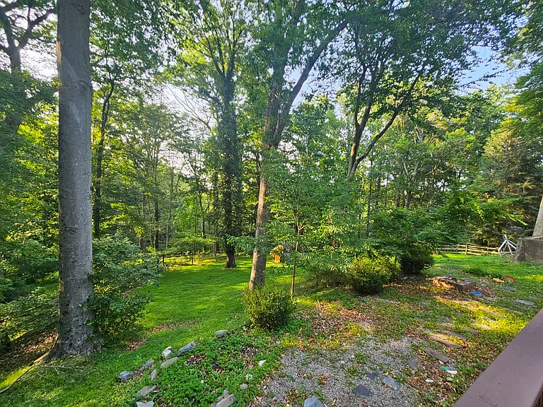 400 Marple Rd — Photo 21