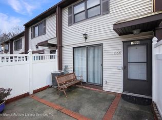 1966 Arthur Kill Rd, Staten Island, NY 10312
