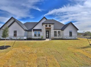 1313 Green Rdg, Weatherford, TX 76088