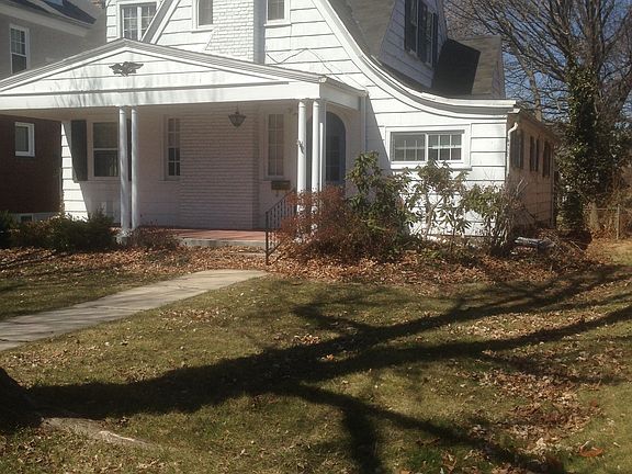 2nd image of 1023 Potomac Ave