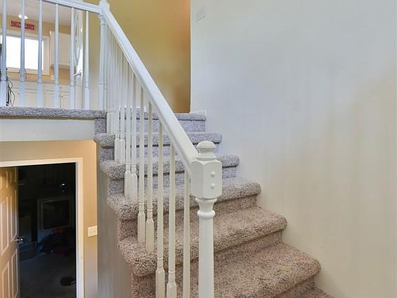 2nd image of 15320 Chalco Pointe Dr