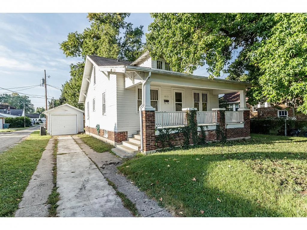 1613 Oklahoma Ave photo 1