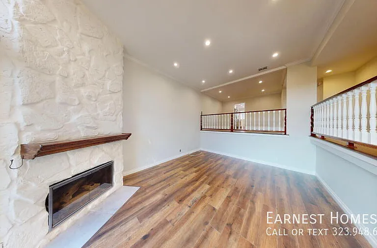 14309 Hartsook St — Photo 8