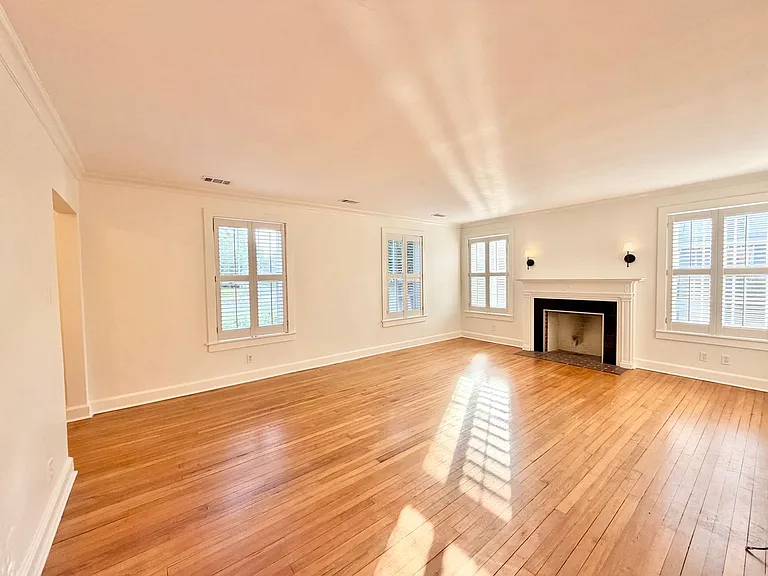 637 Columbus Dr — Photo 5