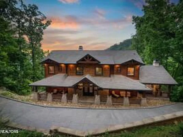 2778 Overholt Trl, Sevierville, TN 37862
