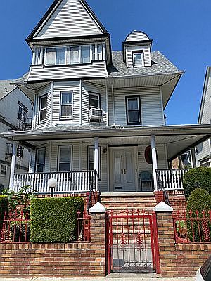 1st image of 470 E 26th St #1