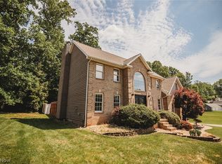 5123 Glenbrook Dr, Vienna, WV 26105