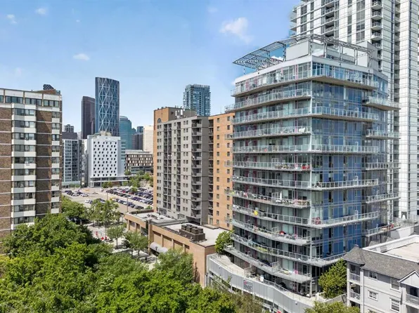 624 S 8th Ave SE #305, Calgary, AB T2G 1S7