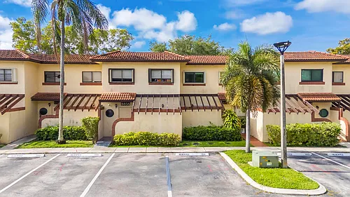 8858 NW 48th St #8858 Photo 1
