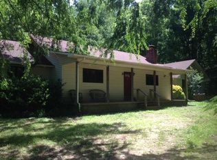 221 S Eagle Creek Rd, Holladay, TN 38341