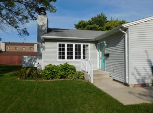 2621 Atlantic Dr S, Fargo, ND 58103
