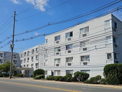 333 Grand Ave APT 2I, Palisades Park, NJ, 07650