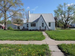 311 F St, Hamburg, IA 51640
