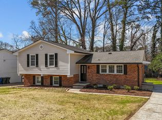 3521 Huntleigh Dr, Raleigh, NC 27604