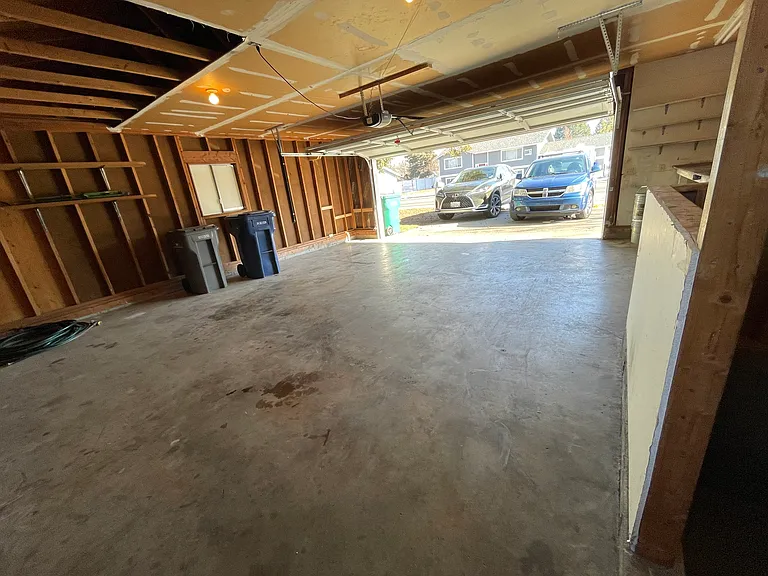 2908 S Pines Rd — Photo 16