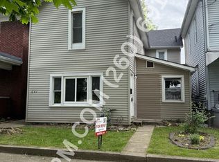 641 Byron St APT 1, Huntington, IN 46750