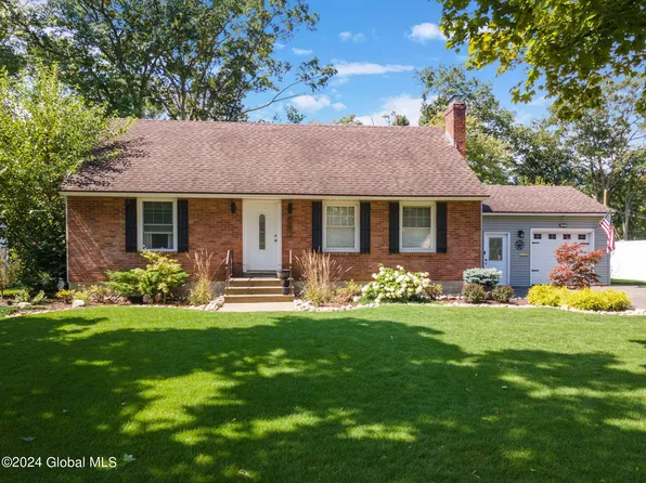 22 Merritt Drive, Schenectady, NY 12306