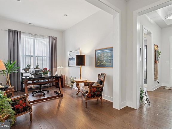 4th image of 709 Appaloosa Rd