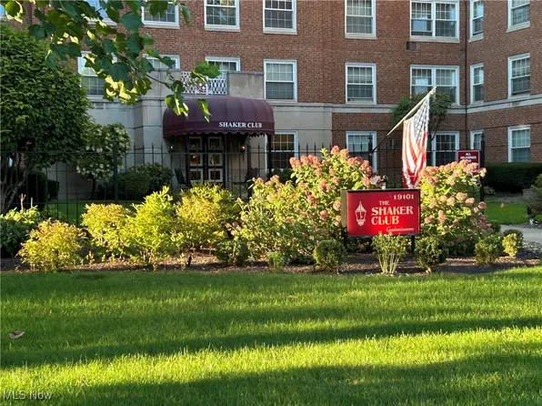 19101 Van Aken Blvd APT 419, Shaker Heights, OH 44122
