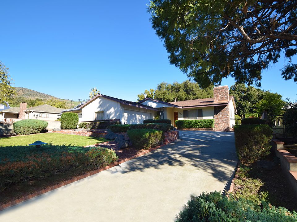 2nd image of 634 N Glendora Ave