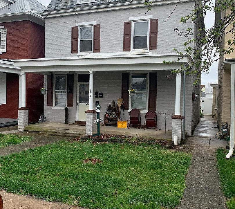 1st image of 223 S Washington St #2