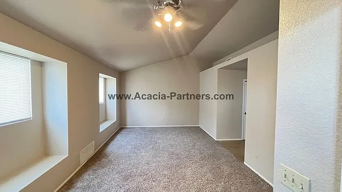 426 S Ridgefield Ave — Photo 18