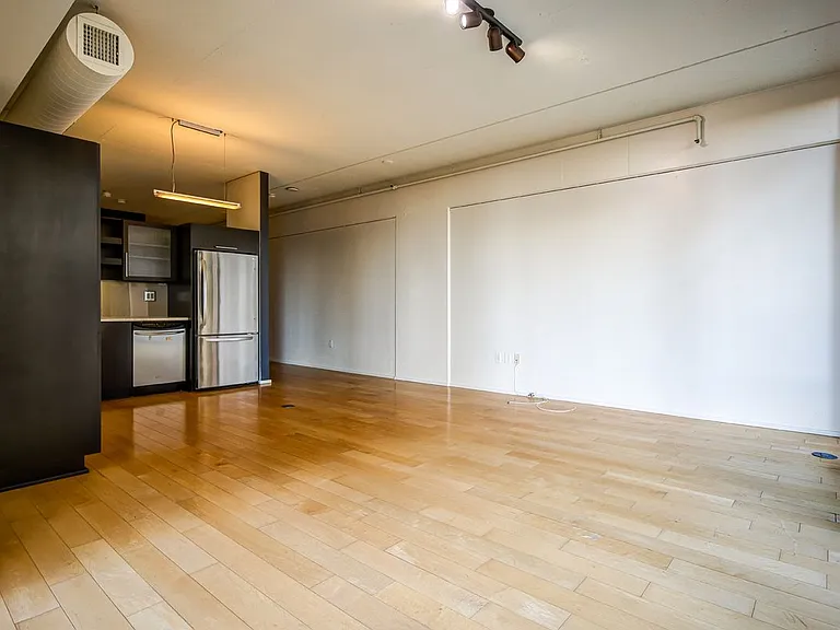 1100 S Hope St #803 — Photo 10