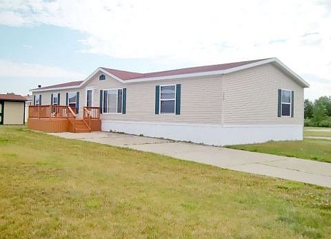 1st image of 382 Hunt Club Dr