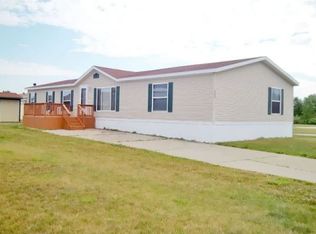 382 Hunt Club Dr, Grand Blanc, MI 48439