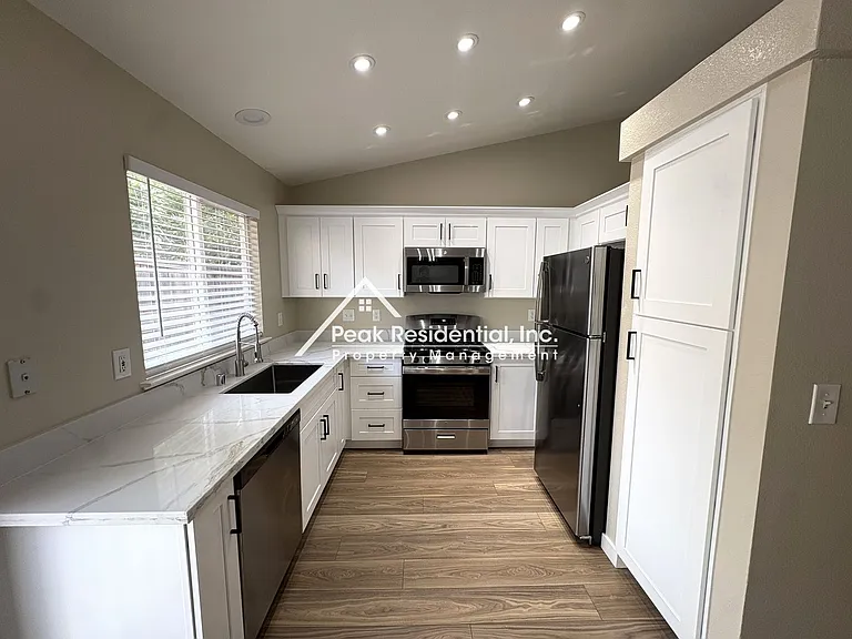 10846 Basie Way — Photo 6