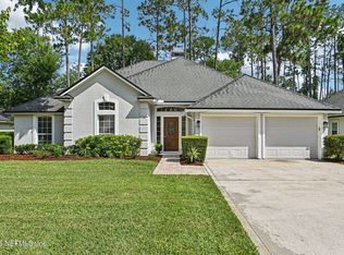 1916 Woodlake Dr, Fleming Island, FL 32003